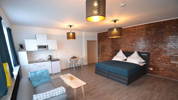 Departamento | Escritorio, wifi gratis, decoración personalizada y muebles diferentes 