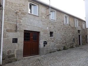 Front of property - Casas do Durão (Celorico da Beira)