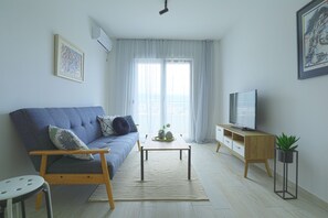 標準公寓, 2 間臥室, 海景 | 客廳 | 平面電視