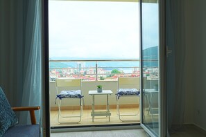 Standard Apartment, 2 Bedrooms, Ocean View | Balcony - Casa Budva Apartments (Budva)
