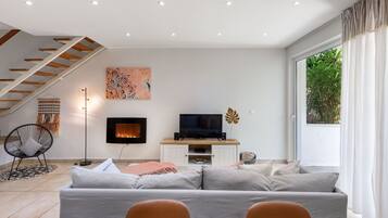 Duplex | Living area