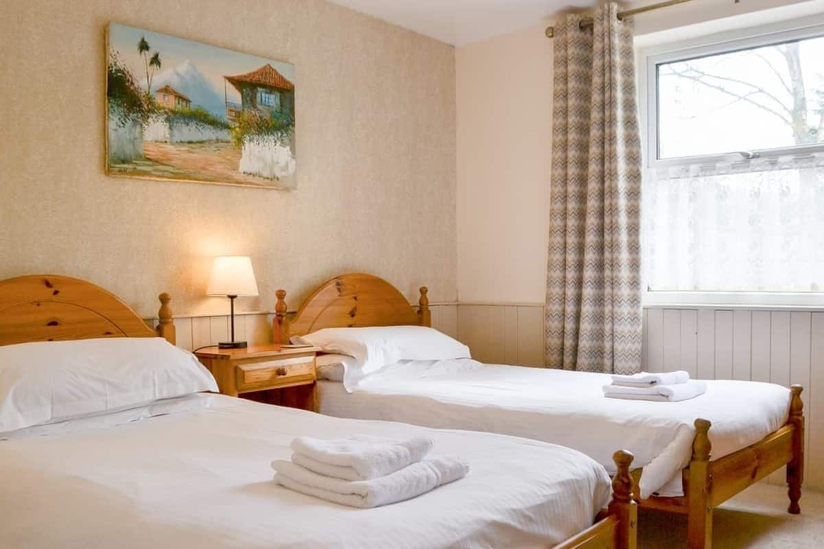Duddon | 1 bedroom, desk, laptop workspace, soundproofing