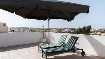 Habitación doble superior | Terraza o patio