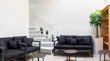 Sala de estar en el lobby