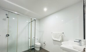 公寓 (2 Bedrooms) | 浴室 | 洗髮精