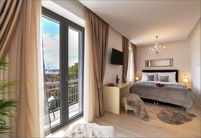 Comfort Room, Harbor View (1) | Sängtillbehör av högsta kvalitet och värdeförvaringsskåp på rummet