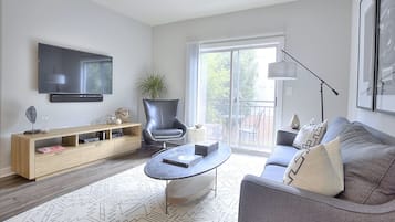 Apartment (2 Bedrooms) | Living area