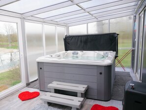 Studio (Container) | Spa