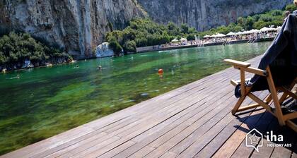 Seaside Secret by BluPine