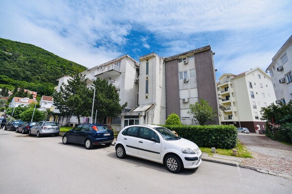Bagian depan properti