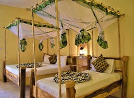 家庭三人房 | 1 多间卧室、高档床上用品、办公桌、隔音