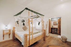 Classic Double Room | 1 bedroom, premium bedding, desk, soundproofing - Chanya Lodge (Moshi)