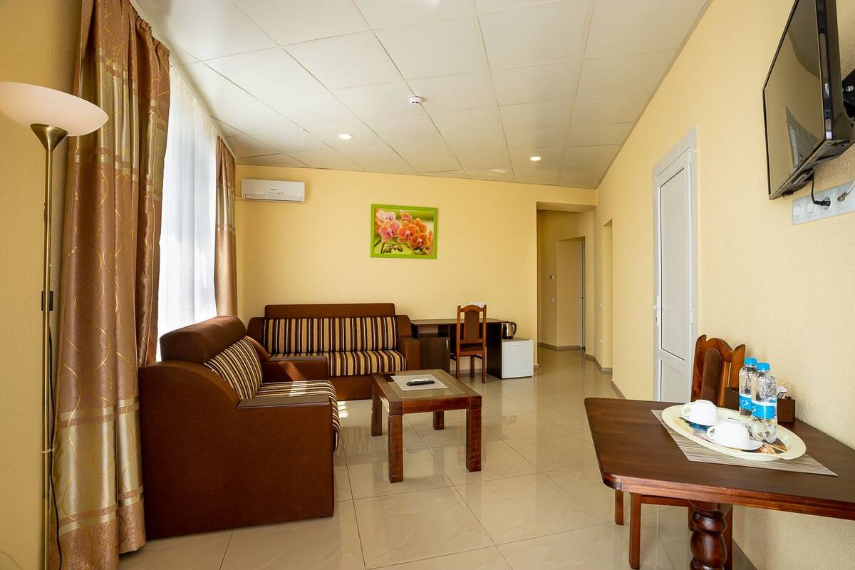 In-room safe, free cots/infant beds, rollaway beds, free WiFi