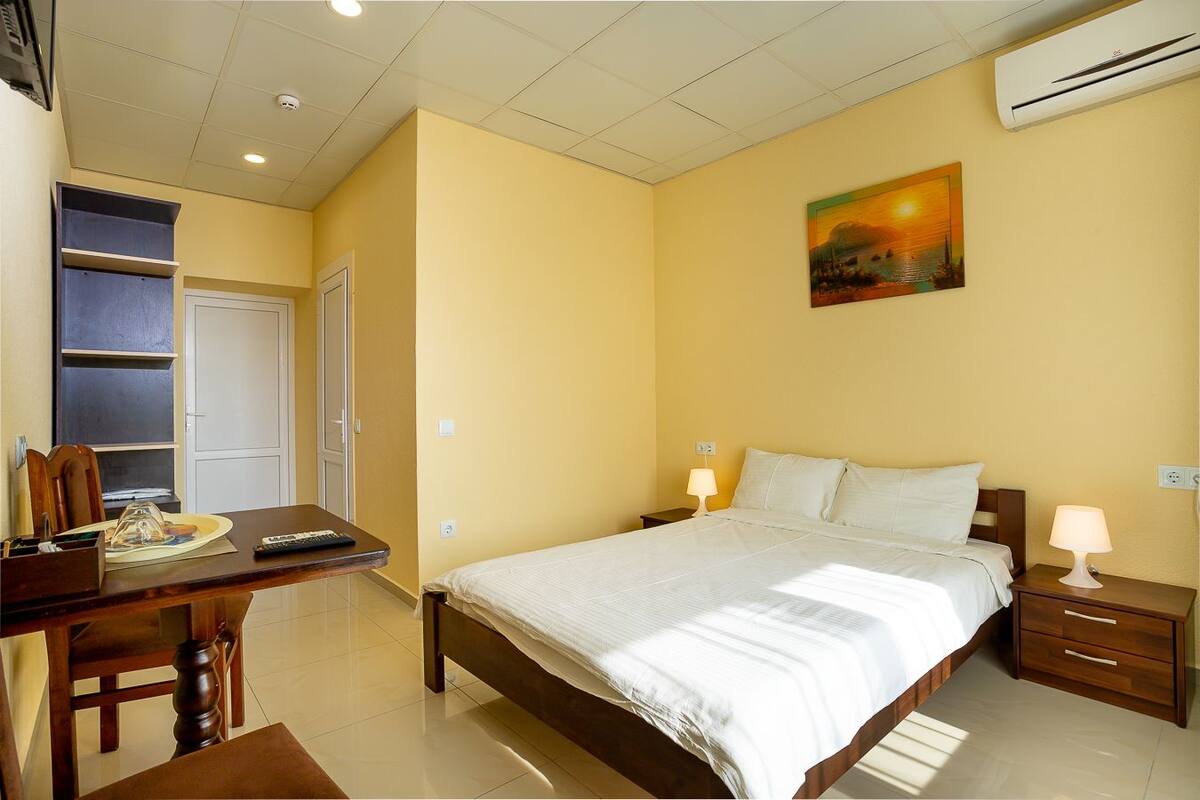 In-room safe, free cots/infant beds, rollaway beds, free WiFi