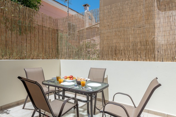 Apartment, 1 Schlafzimmer, Stadtblick | Terrasse/Patio