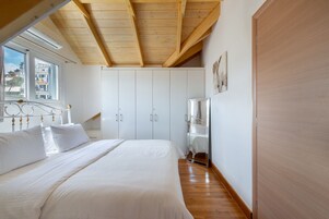 公寓, 2 间卧室, 城市景观 | 特色装修、特色家居、熨斗/熨衣板、免费 WiFi