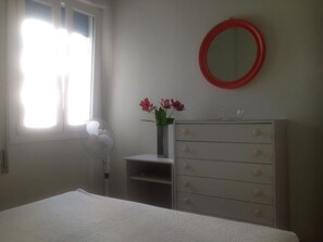 Apartment, 2 Bedrooms | 2 bedrooms, free cribs/infant beds - Nettuno 3 A (Comacchio)