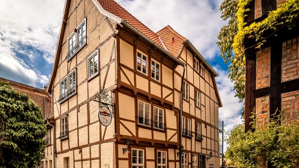 Unclassified image, 1 of 68, button - Apartmenthaus Finkenherd 5 (Quedlinburg)