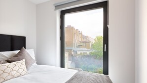 Apartment, Multiple Beds | Hypo-allergenic bedding, blackout curtains, iron/ironing board - Luxury Penthouse Camden Town (London)