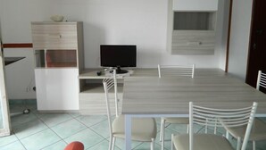 Interior - Sanremo 11 L (Comacchio)