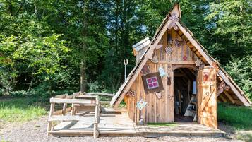 Kabin (Sorcière) | 1 kamar tidur dan didekorasi berbeda-beda