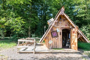 Cabin (Sorcière)