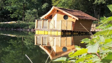 Hytte (Ariel) | 1 soverom, individuelt dekorert, individuelt innredet og barnesenger