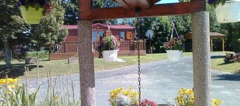 Camping La Croix Badeau Tentes équipées