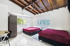 Soundproofing, free WiFi, bed sheets
