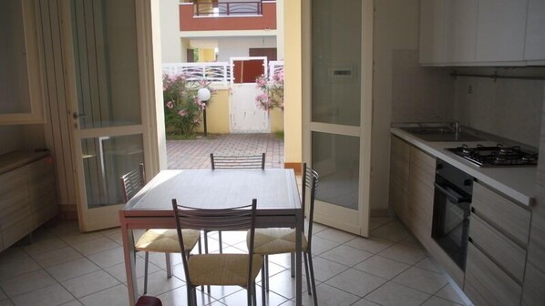 Apartment, 2 Bedrooms | In-room dining - Regina Mare 9 (Comacchio)