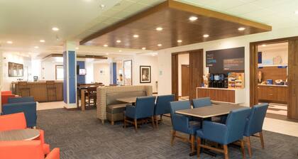 Holiday Inn Express & Suites Michigan City by IHG