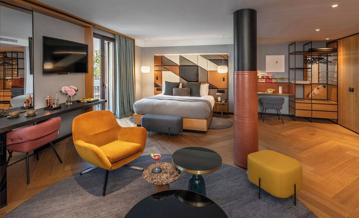 Suite, 1 King Bed (Gotic) | Egyptian cotton sheets, premium bedding, down duvets, minibar