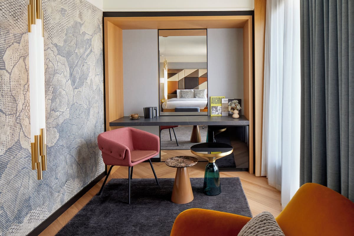套房, 1 張特大雙人床, 露台 (Duc Suite, Private Terrace) | 埃及棉床單、高級寢具、羽絨被、迷你吧