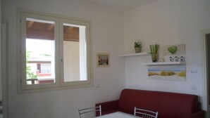 Unclassified image, 2 of 16, button - Regina Mare 10 (Comacchio)