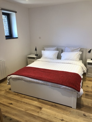 Comfort appartement | Een minibar, individueel gedecoreerd, individueel gemeubileerd