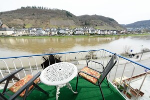 Double Room (Moselbalcony) | Balcony