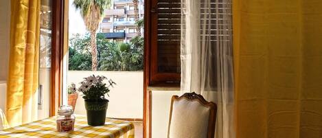 Double Room, 1 Double Bed, Garden View | Garden view