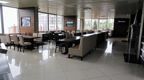 Praça de alimentação