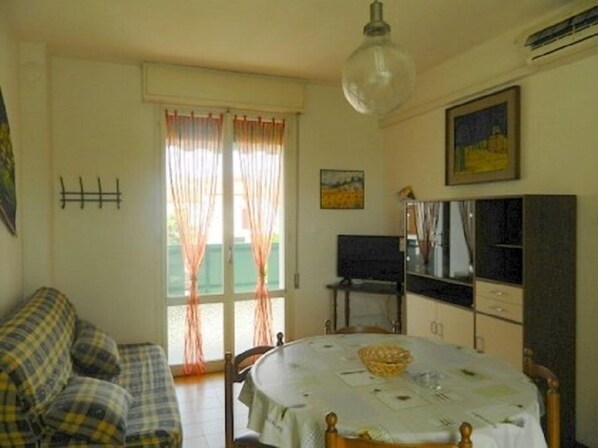 Apartment, 2 Bedrooms | Living area | Flat-screen TV - Belvedere 4 (Comacchio)