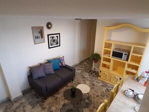 Standard Suite, City View | Blackout drapes, iron/ironing board, free WiFi, bed sheets - Casa Villaliz (Toluca)