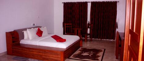 1 bedroom, in-room safe, individually decorated, individually furnished