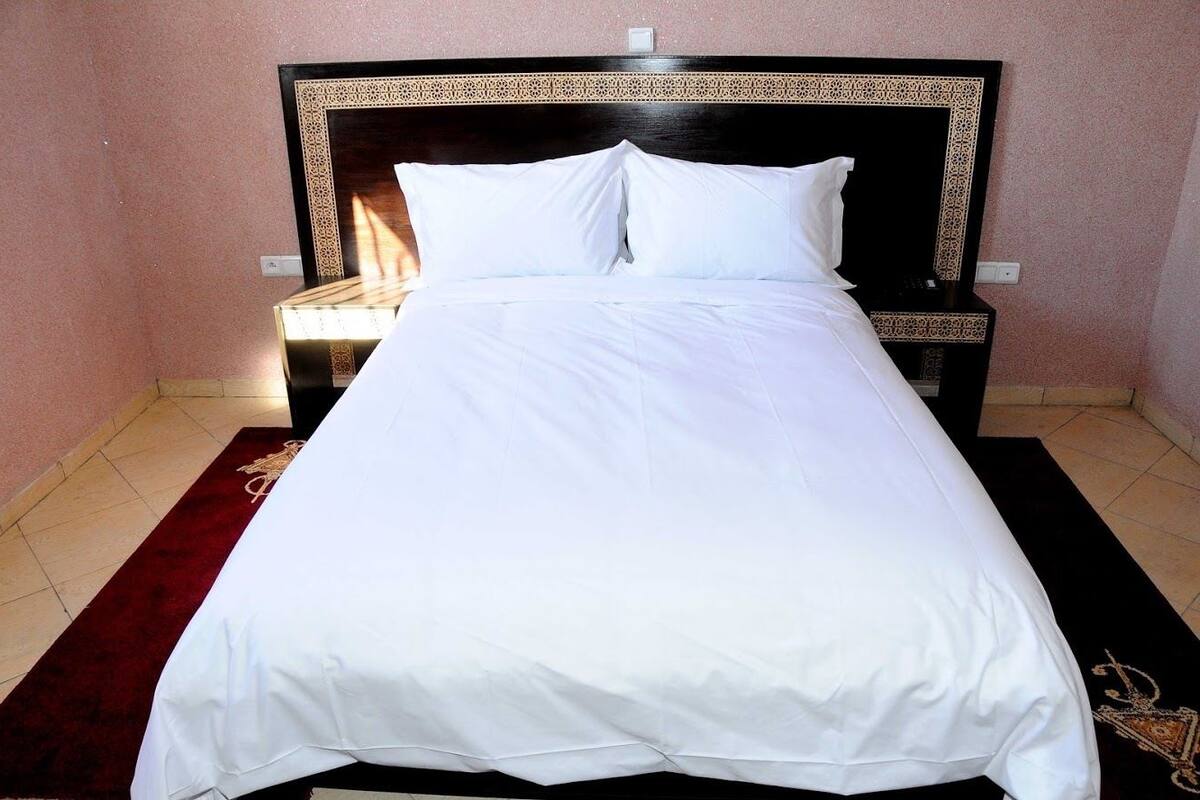 Chambre Standard Double ou avec lits jumeaux