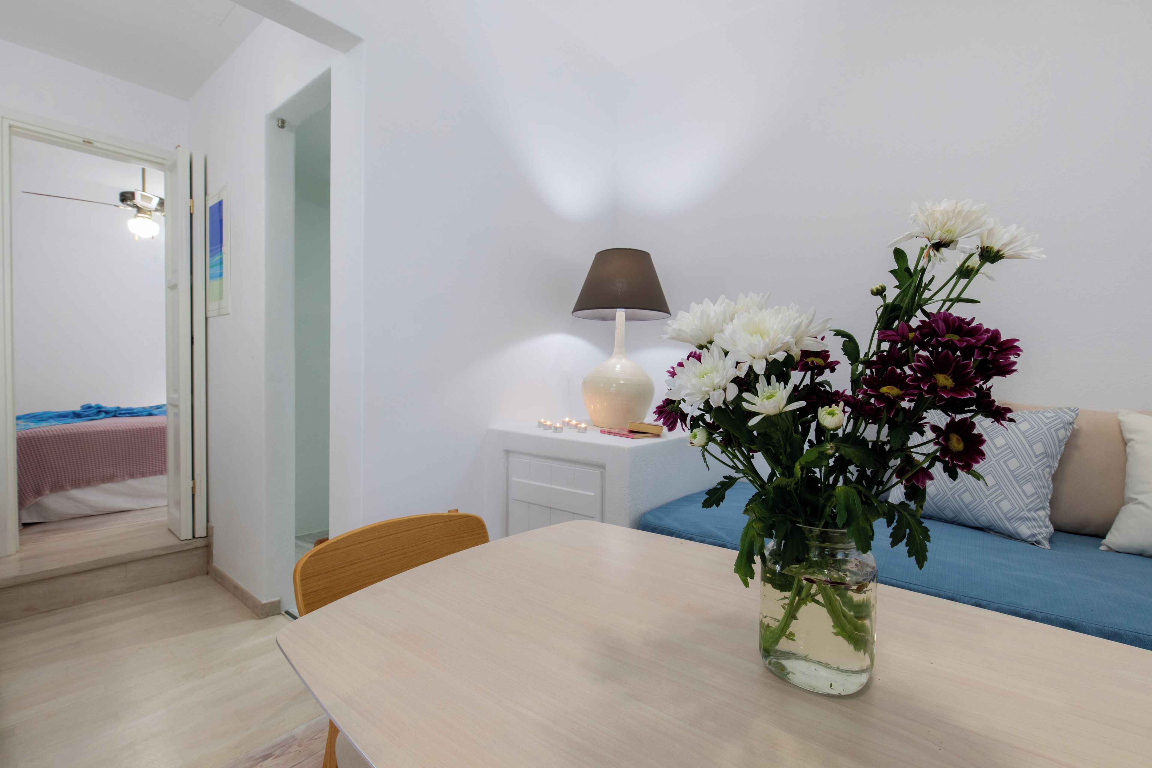 signature apartment, courtyard view | dining room