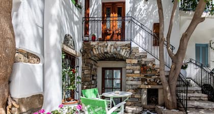 Arco Naxos Luxury Apartments