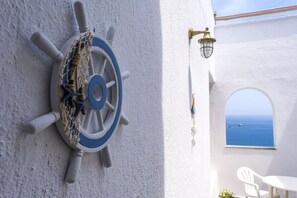 Exterior detail - Lemonis Studios (Skopelos)