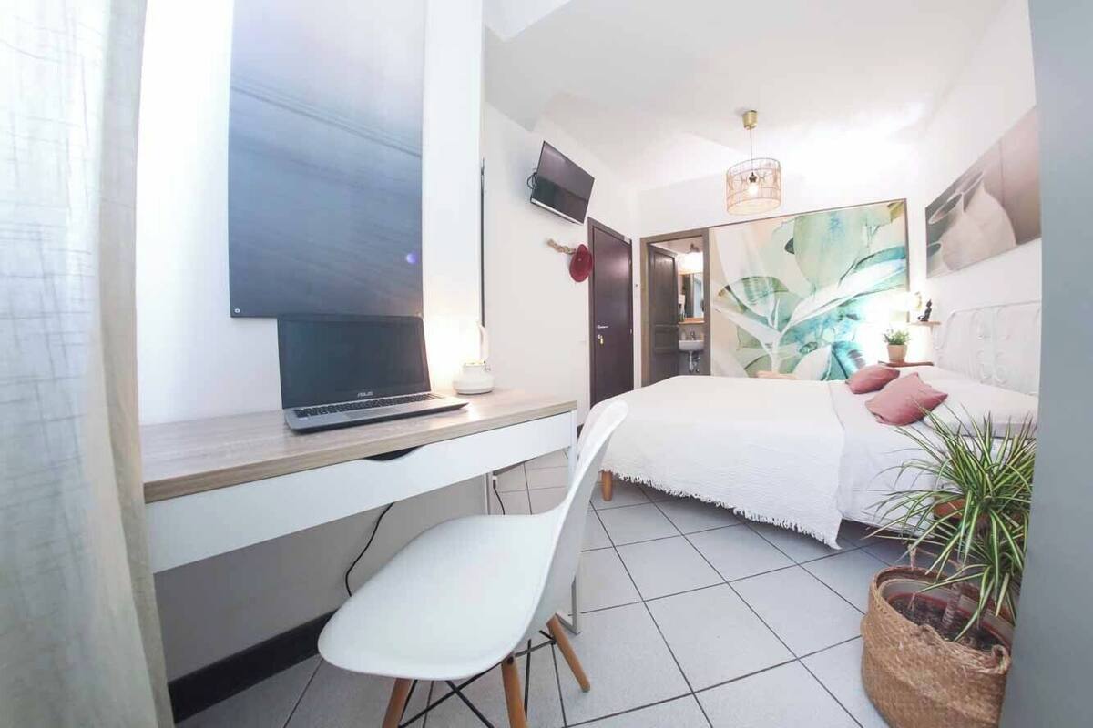 Family Room (5 pax) | Individually decorated, individually furnished, desk, free WiFi