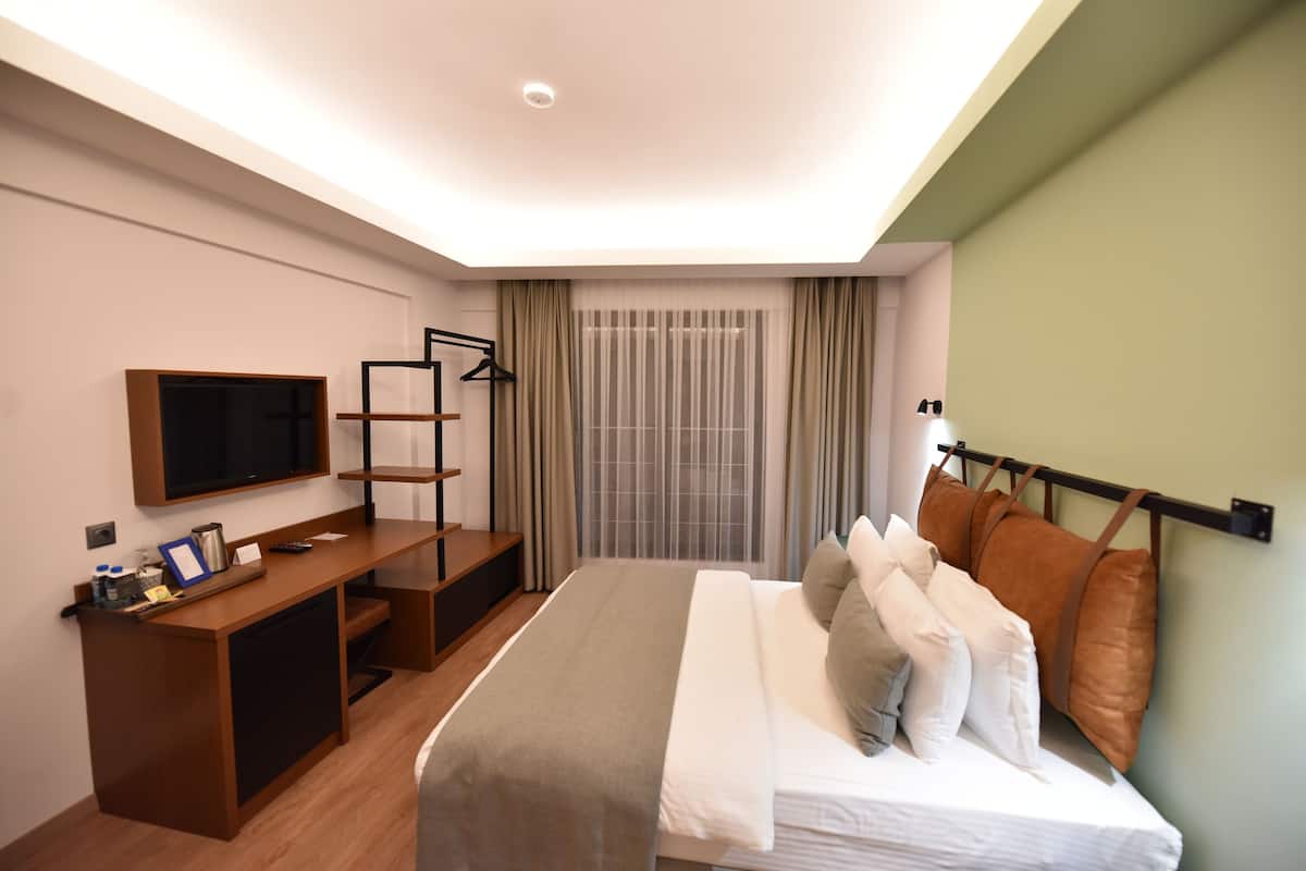 Economy-Doppelzimmer | 1 Schlafzimmer, hochwertige Bettwaren, Minibar, Zimmersafe