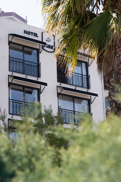 La Farine Rooms