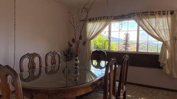 Casa tradicional, 3 habitaciones, vista a la montaña (Casa Tempranillo) | Comedor