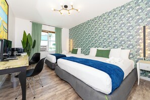 Gallery Double Room | Individually furnished, free WiFi, bed sheets - Norman's Hotel and Dining (Miami Beach)